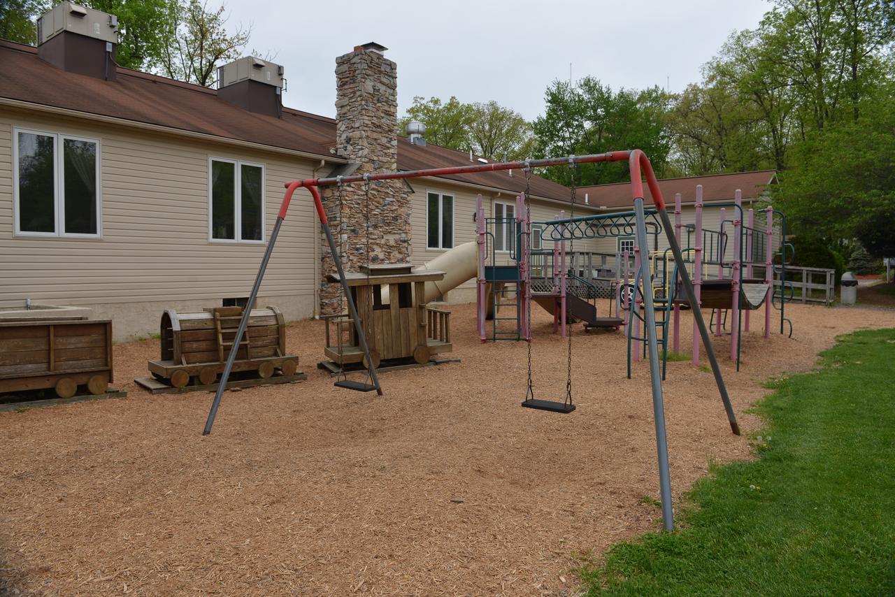 Appalachian Camping Resort Park Model 2 Shartlesville Exterior photo
