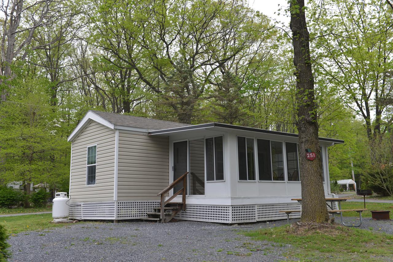 Appalachian Camping Resort Park Model 2 Shartlesville Exterior photo